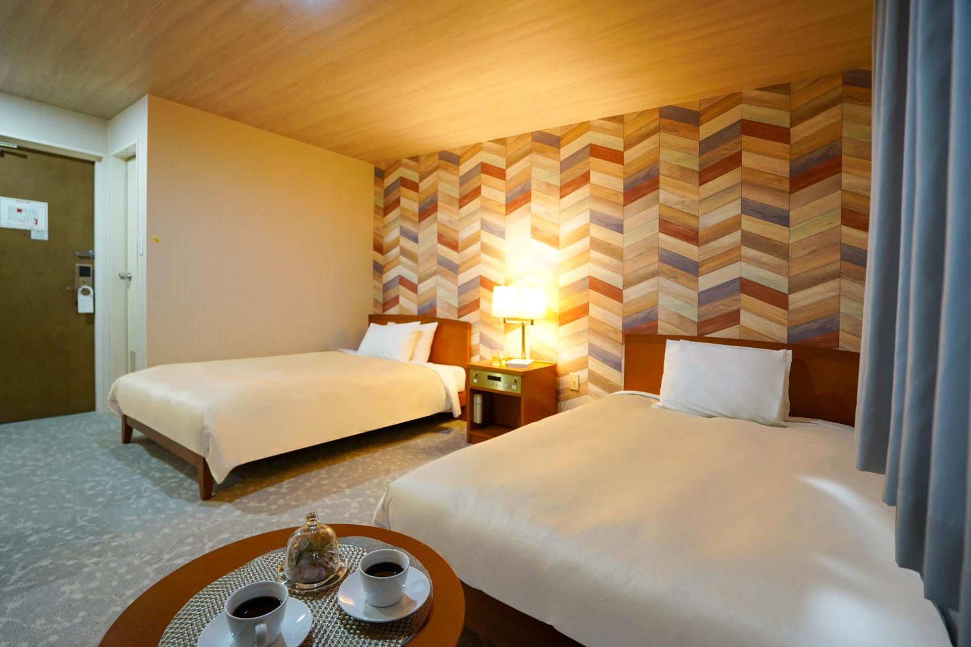 Hotel New Gaea Iizuka Kültér fotó